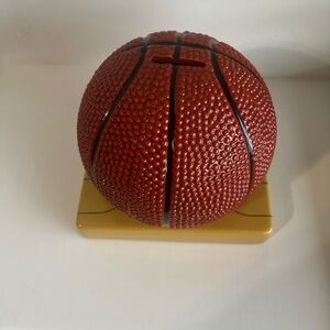 F.A.B. STARPOINT CERAMIC BASKETBALL COIN BANK 
SPORTS DECOR BROWN/ORANGE